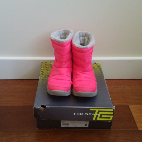 tek gear Shoes - Tek Gear Hot pink and gray snow boots. Size 7.